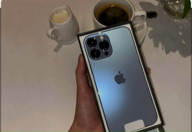 Новый год уже на пороге, вся эта суета, подарки, атмосфе...