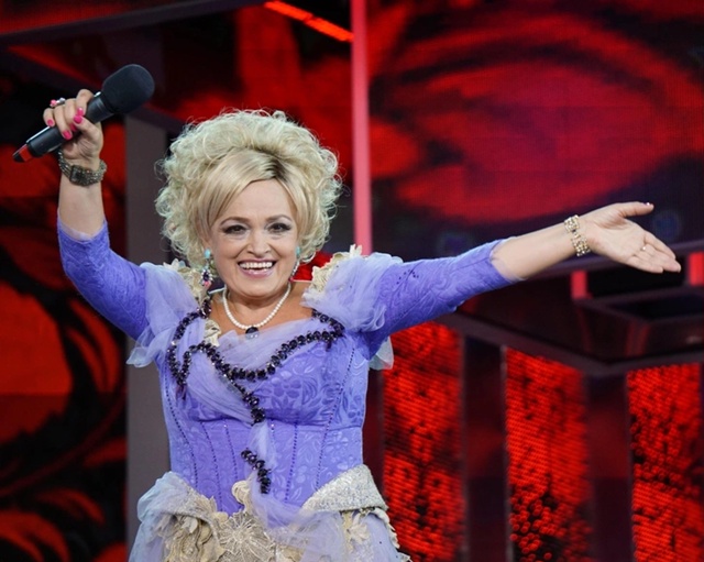 Молодежь массово переоткрывает для себя Надежду Кадыш...