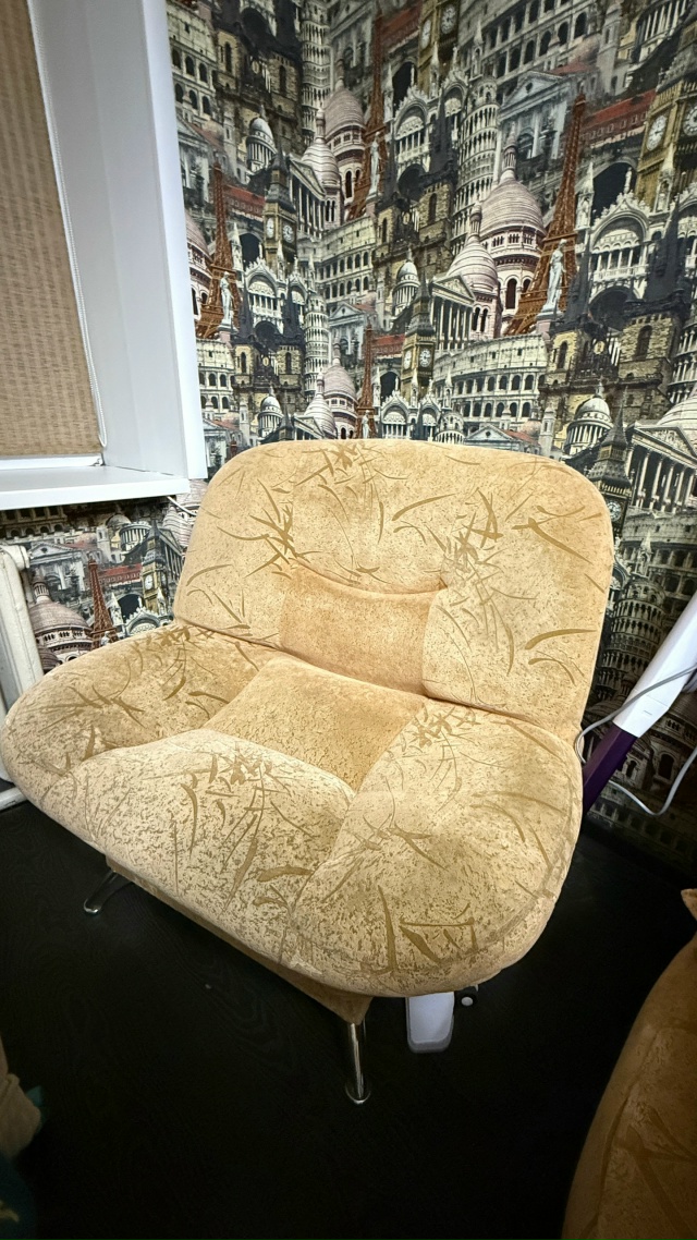 2 Мягких Кресла на Ножках — Всего 1500 ₽ за Оба! 🔥
Продаю...