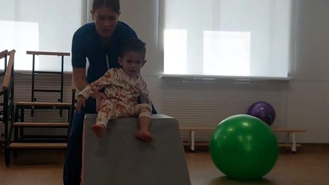 Хорошие новости! Мальчика, которого неадекват ударил о...