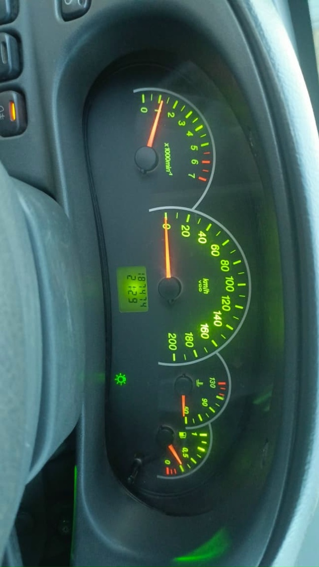 Продам ВАЗ 2111 2006 года. Стоит 124 двигатель 16 клапанный, к?...