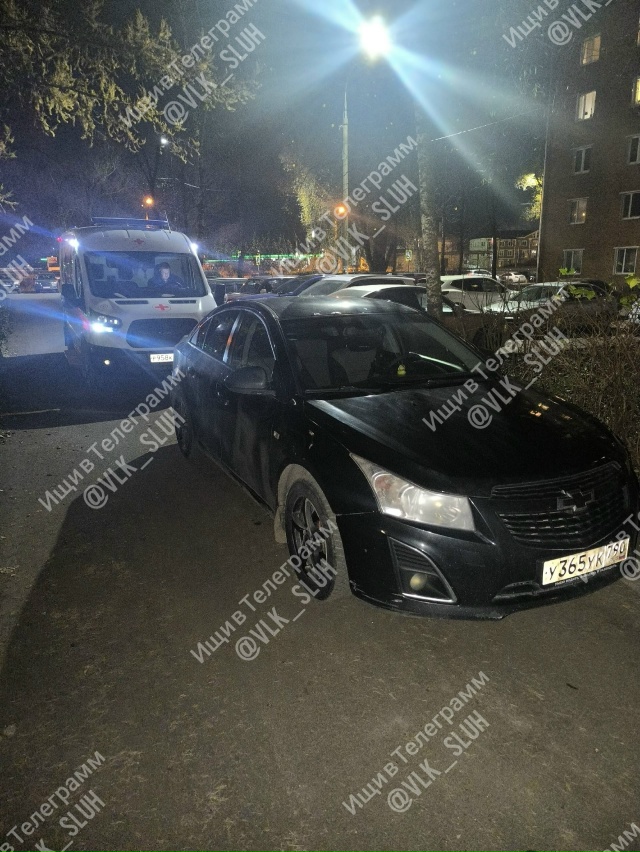 Рижское ш. д. 9 Плевал на всех, припарковался как захоте?...