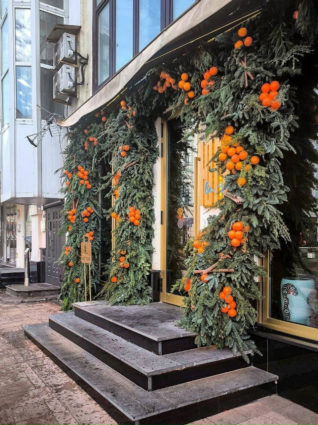 Среди столичных заведений уже началось негласное соре...