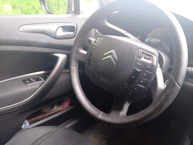 🚘Продам Ситроен с5х7 мотор 1,8 бензин коробка механика ?...