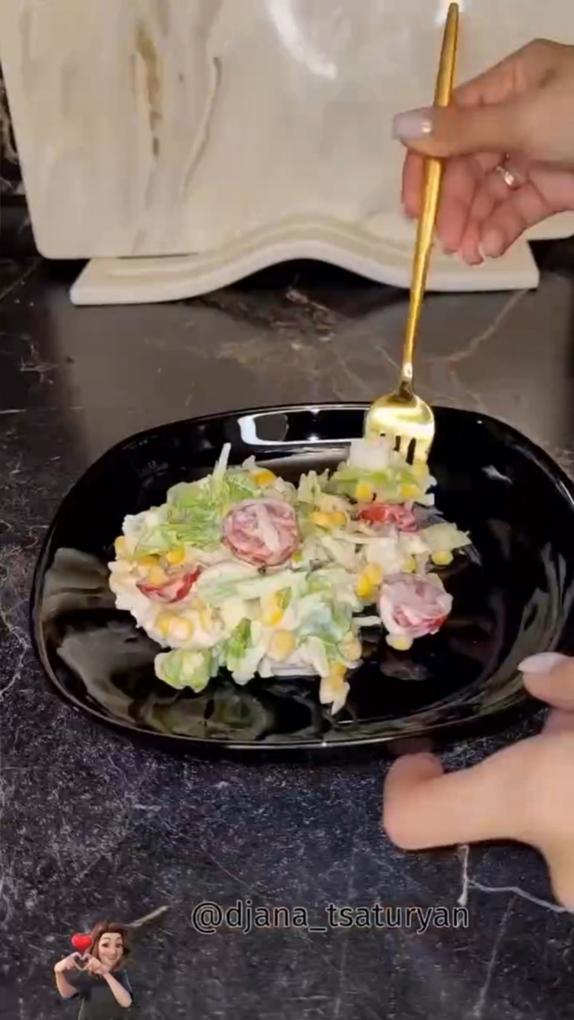 Быстрый, вкусный и классный салат, подойдёт на любое з...