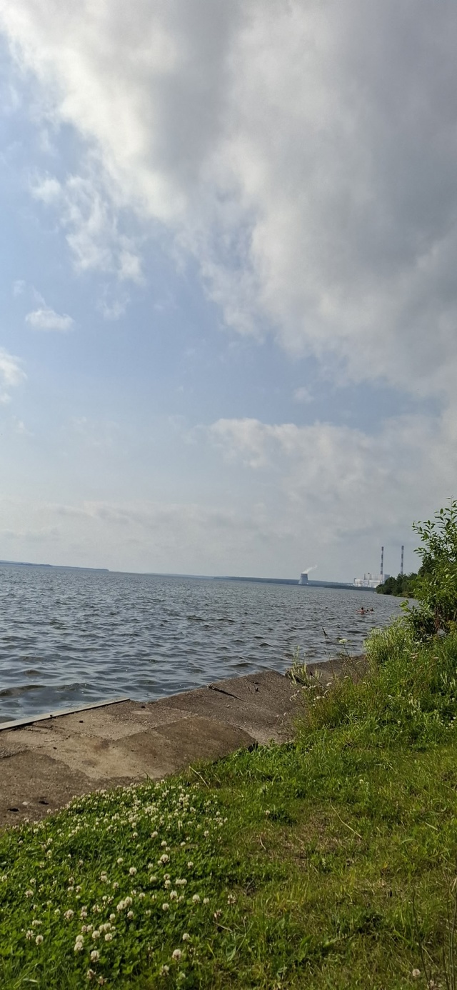 Ну и кто там жаловался что у нас лето не лето,вот какая ?...