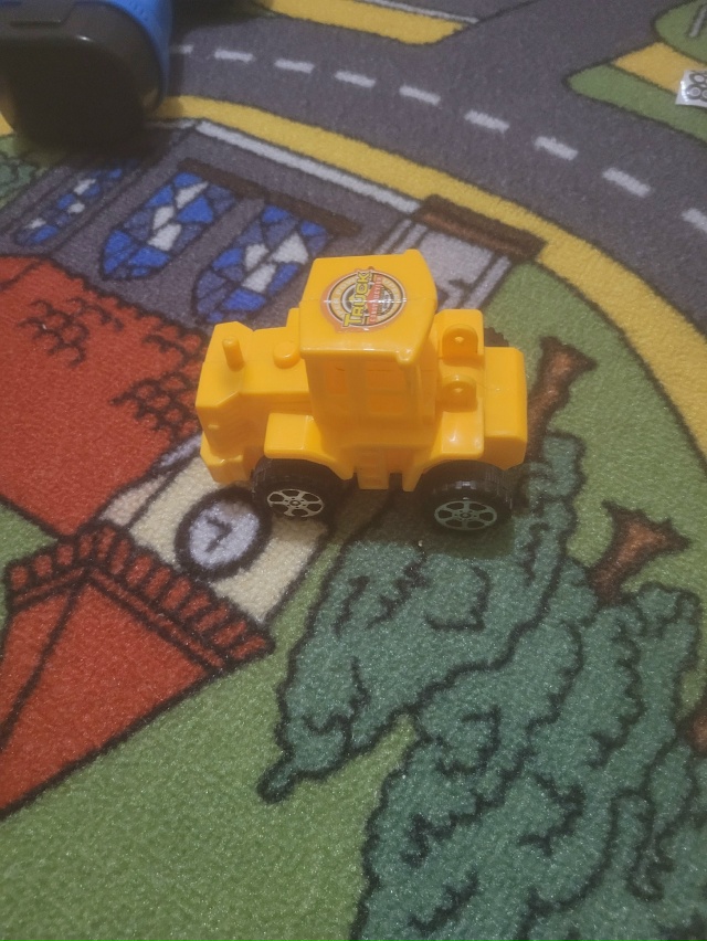 Всем доброго времени суток!
Отдам детские игрушки и са?...