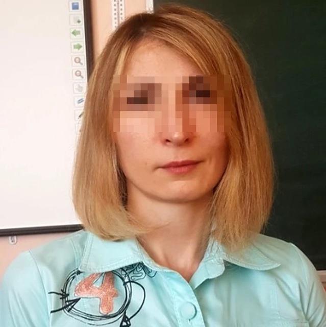 Учитель химии подала в суд на восьмиклассника за то, что тот её обматерил.
Конфликт произошел ещё