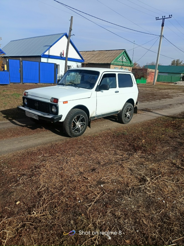 Продается НИВА, 2013 г.в., ГУР, номер 