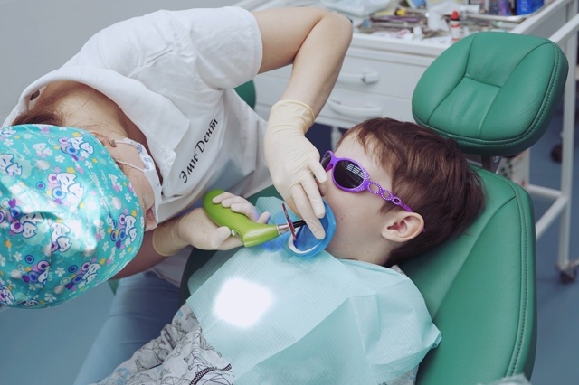 Бесплатно = Консультация врача + План лечения + Снимок з...