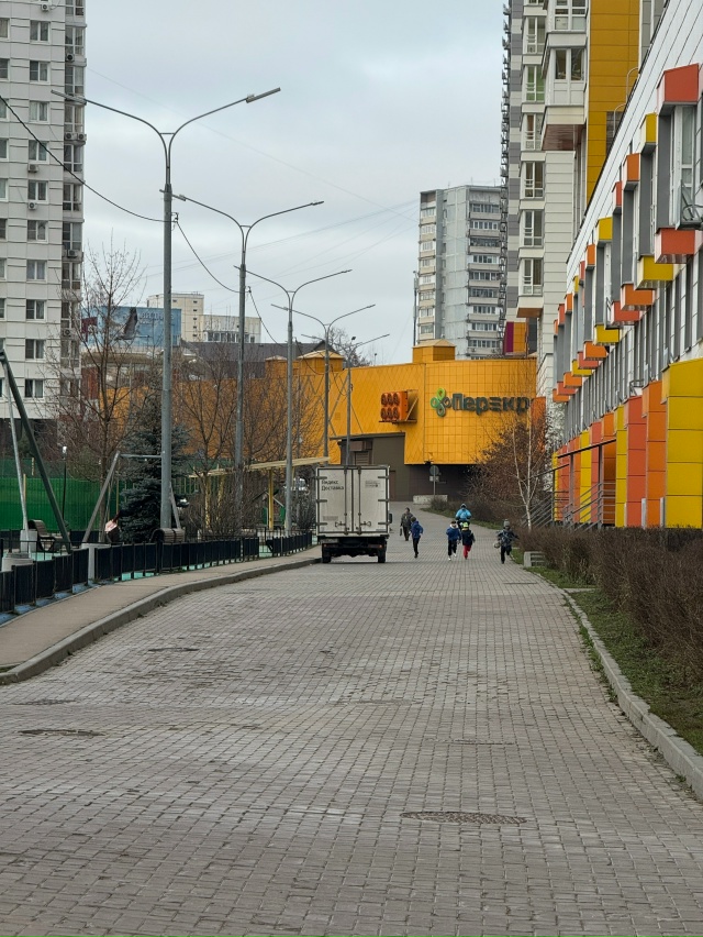 55.541415, 37.713874
Кто-нибудь, когда-нибудь сделает уже что-то...