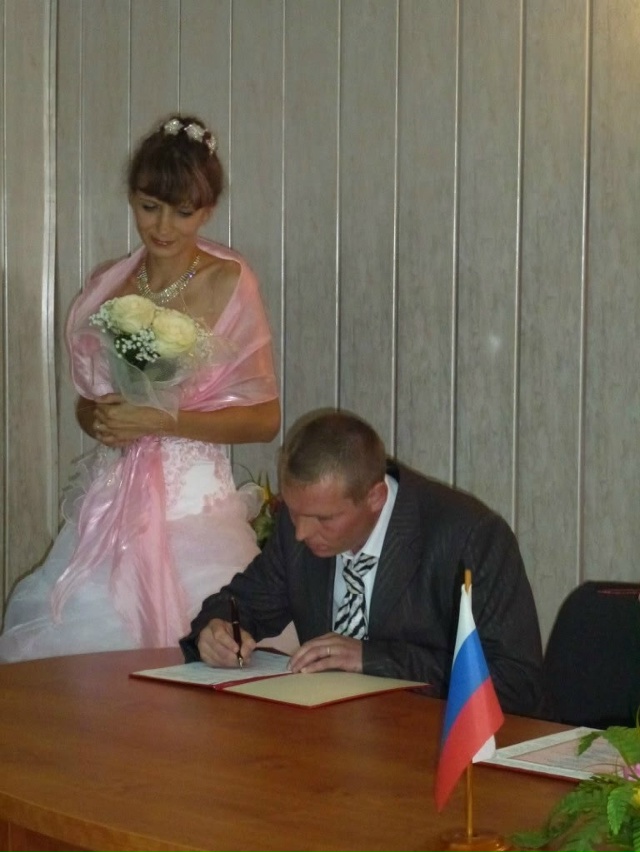 Поздравляю с днём свадьбы желаю счастья здоровья успе?...