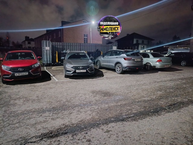 Ипподромный проезд, как обычно. Закон не писан!
Неуже?...