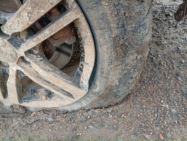 Будьте осторожны! Мост через о. Каютино. Два колеса в ут...