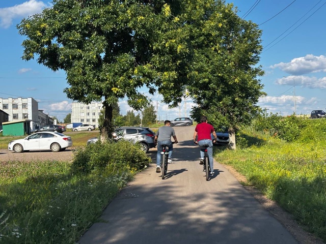 Традиционный осмотр города. Сегодня на велосипедах - д?...
