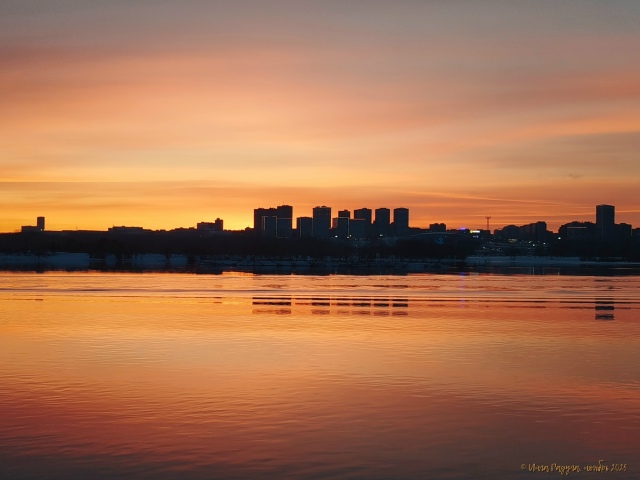 ✨ Зaкaт нa Оби
Φoтo: Ингa Рaдугa