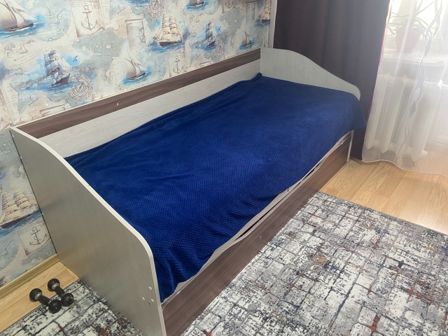 Продается мебель, детский комплект. Шкаф с письменным ?...