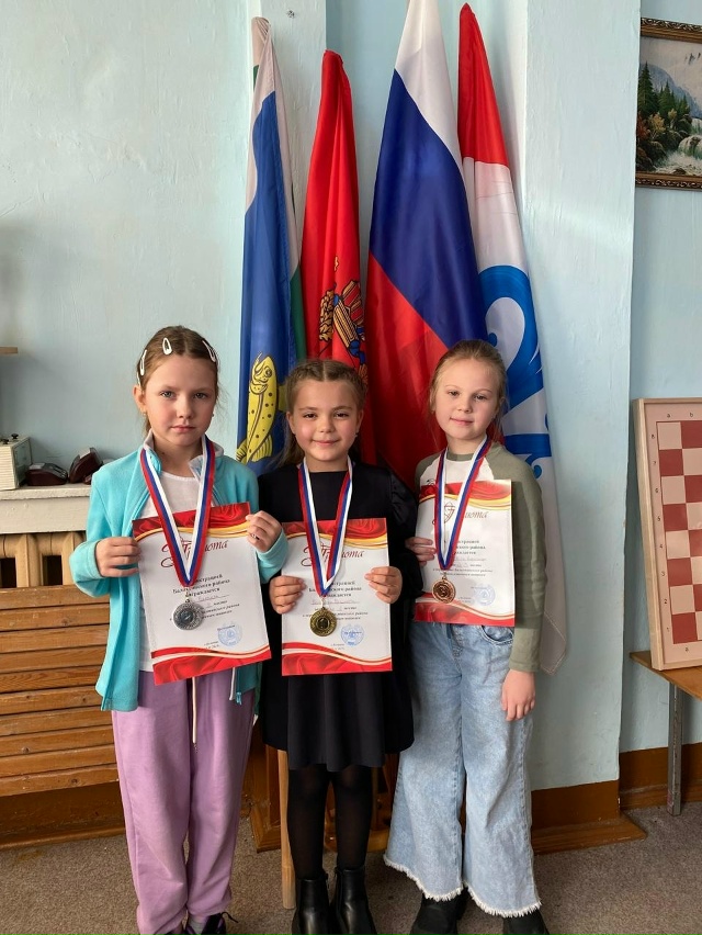 В КОЖАНАХ ИГРАЛИ В СТОКЛЕТКИ
15 ноября в Кожановском ш...