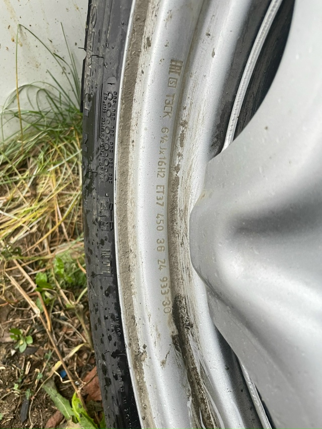 Продам комплект зимней резины 2024 года r16 205/55 с дисками ?...