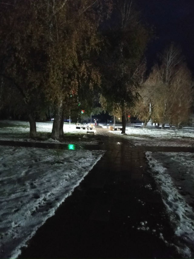 Доброй ночи всем ✨🌙
Вечерней Приморск - Парк 💫