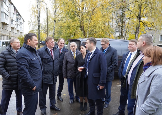 Смоленские фермеры и сельхозпроизводители рассказали...