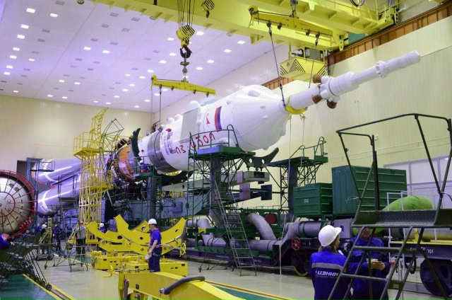 Самарскую ракету-носитель собрали на Байконуре
«Сою?...