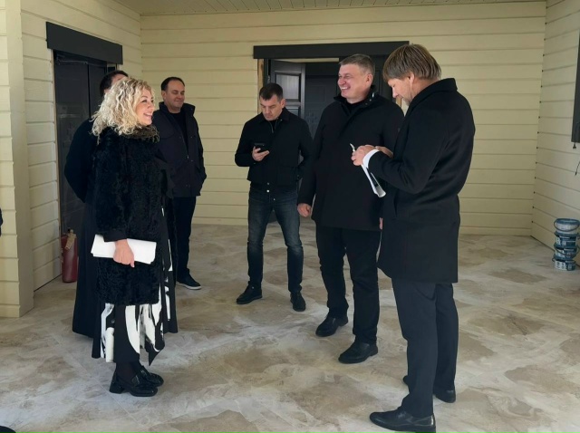 Вместе с депутатом Государственного Совета РК, замест?...