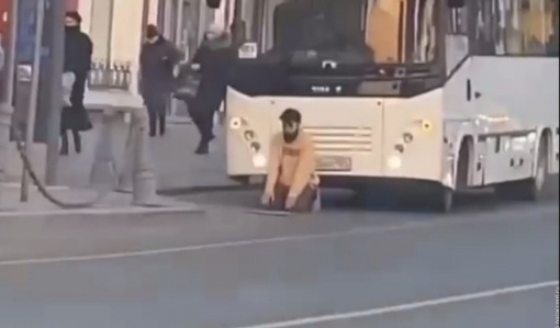 Суды ужесточают меры: за публичный намаз — депортация ...