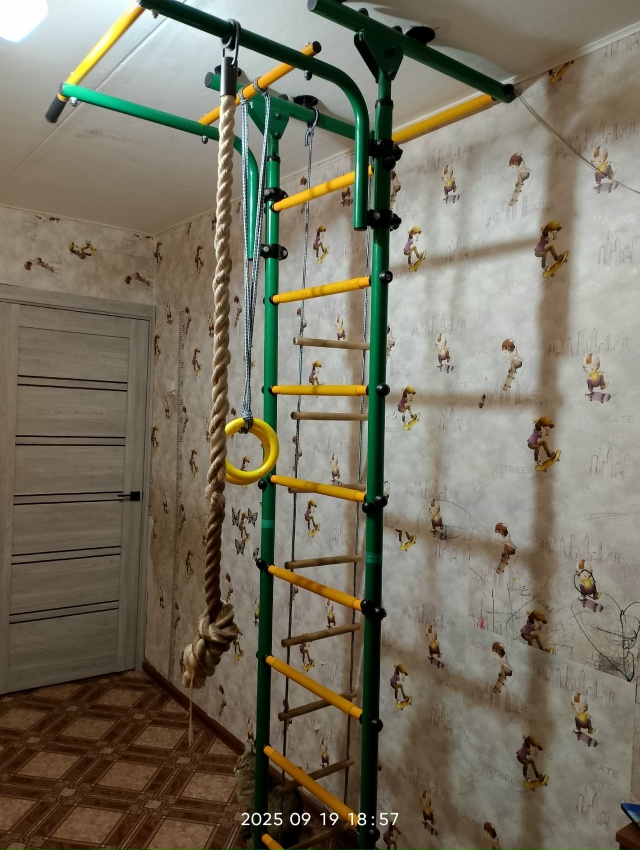 Здравствуйте! Продам, ДСКА +мат в подарок! Цена вопроса ...