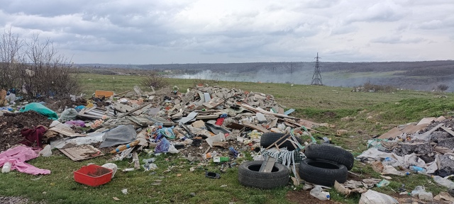 По поводу сегодняшнего пожара в районе городской свал?...