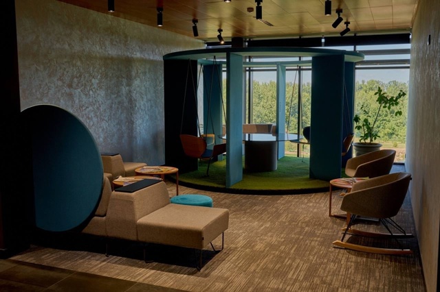 Компания «Грибная радугу» приглашает на работу
УБОРЩ?...