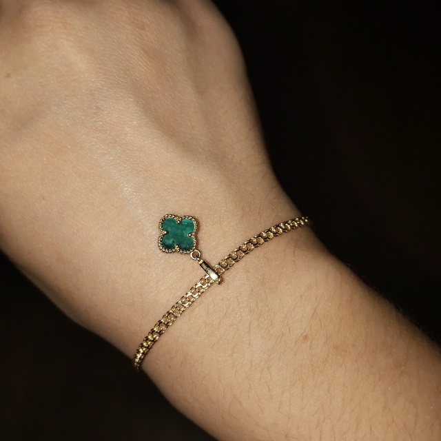 Добрый вечер! Потеряла браслет с подвеской на станции ?...