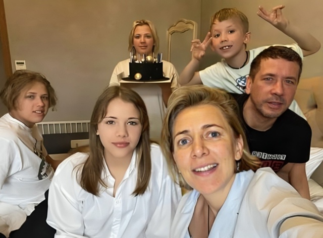 Андрей Мерзликин разводится с женой после 20 лет брака. ...