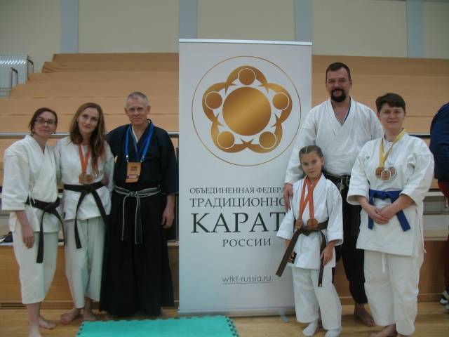 Восемь медалей заслужили людиновские спортсменки на К...