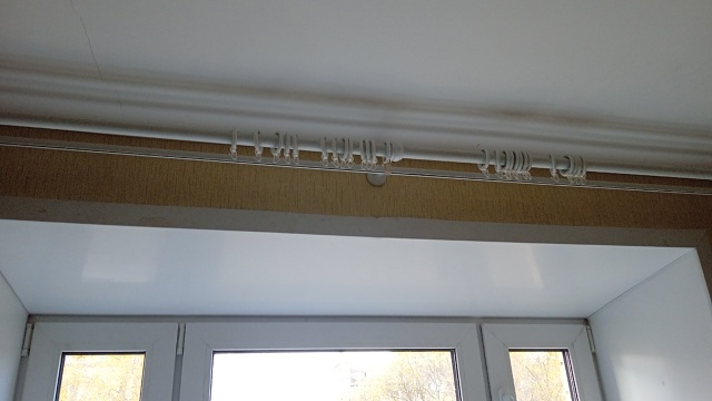 Продаётся: диван, комод, открытый шкаф для белья, зерка?...