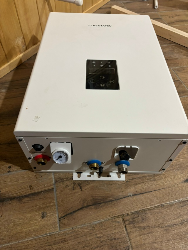 Продам электрический настенный котел Kentatsu Nobby Electro KBO-09....