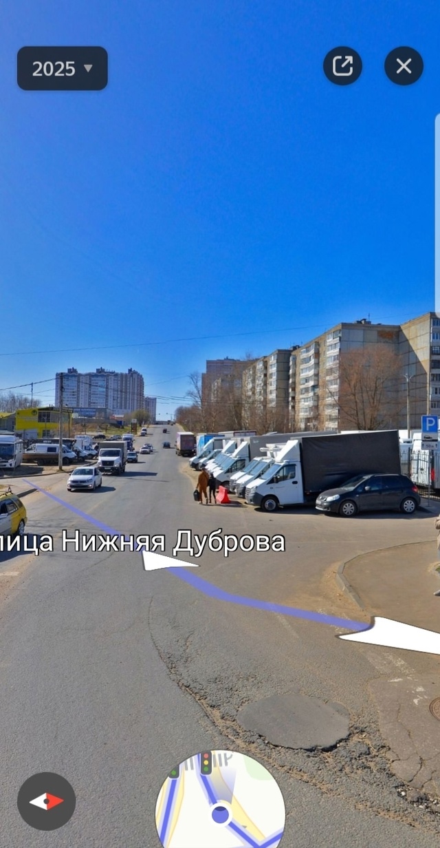 На Нижней Дуброве в районе автосалона Владавто (возле ?...