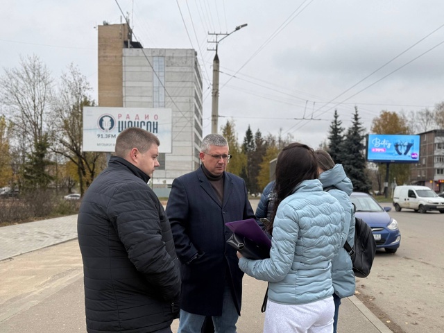 🤢В Смоленске продолжают искать источник зловонного з...