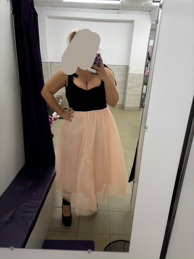 Девушки , подскажите , какие украшения можно подобрать ...