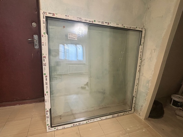 Новый тройной стеклопакет, лопнуло 1 стекло, размеры на...