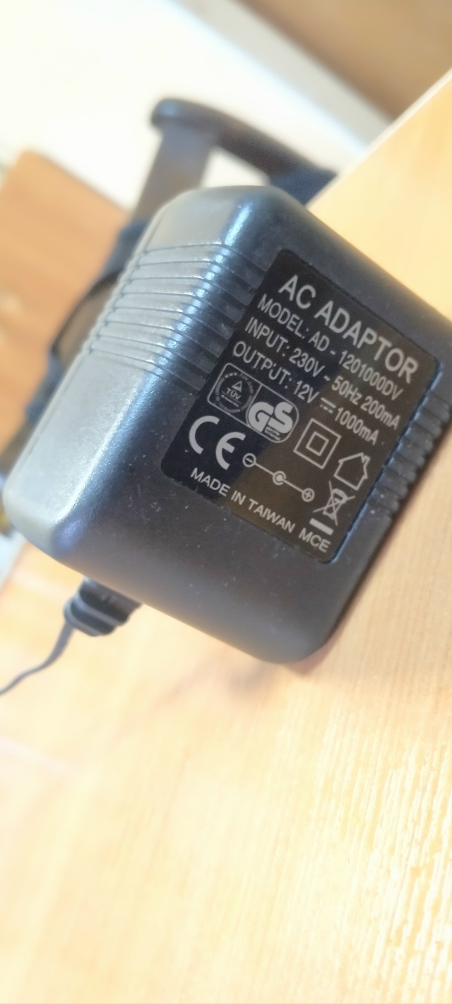 Отдаю нуждающимся сканер Mustek 600CU
У кого еще есть стары?...