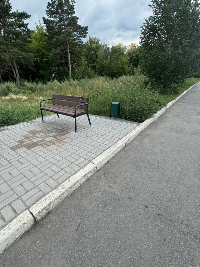 Эта лавочка на ул. Кузнецова, что бы сесть и подумать: «?...