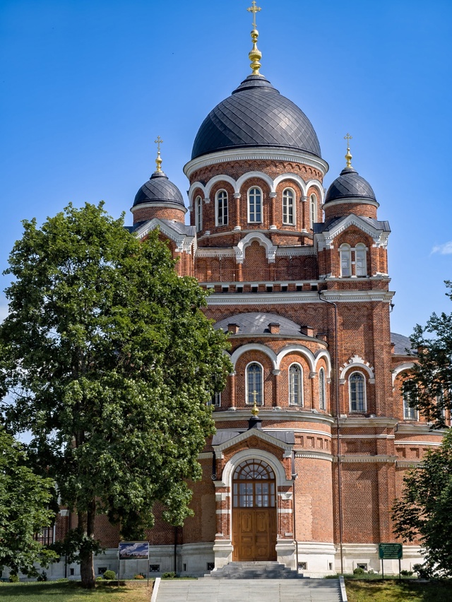 Красавец Бородинский монастырь