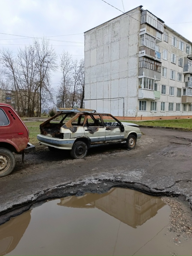 Долго ли мы будем наблюдать этот ужас рядом с детским с...