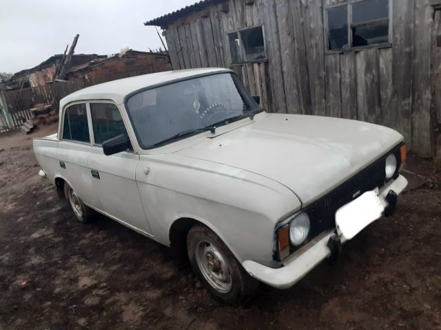 Продаю!
Москвич 412, ВАЗ 2111
Цена договорная, все вопросы...