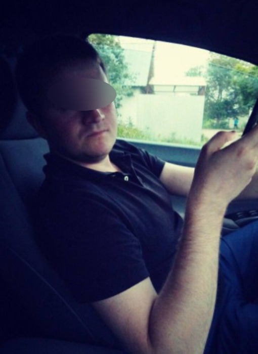 Полицейский-маньяк залез в дом к женщине с ребёнком: ис...