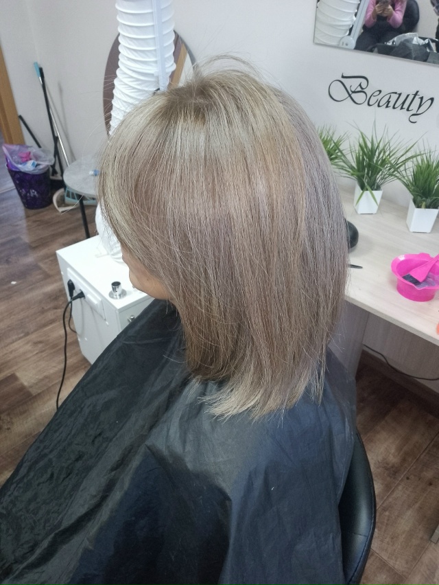 Оказание услуг парикмахера - колориста все виды сложно...