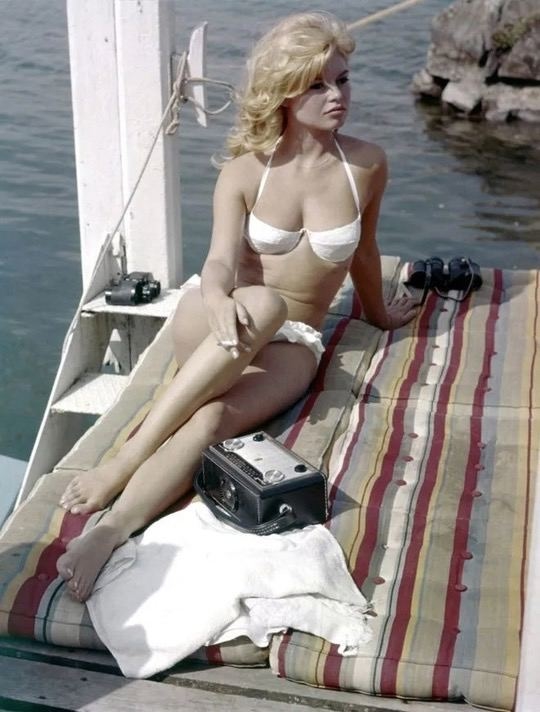 Брижит Бардо на Женевском озере, 1962 год