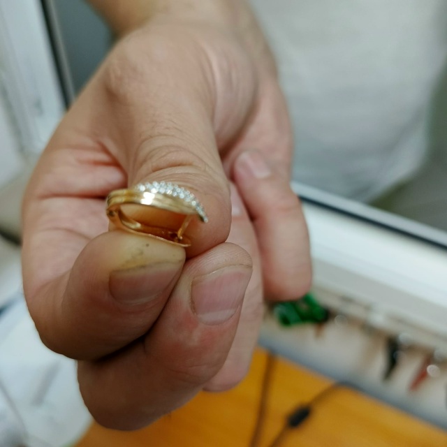 Найдены серьги! Обращаться в Фок Зилим к администратор...