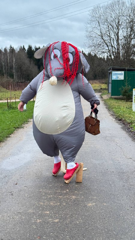 Когда подруга попросила её сфоткать 😂🥰